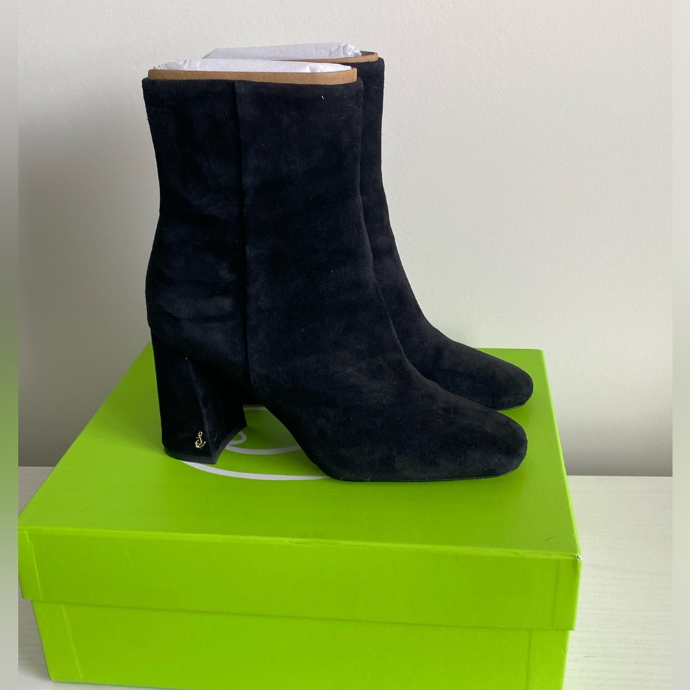 Sam Edelman Black Suede Booties Size 8